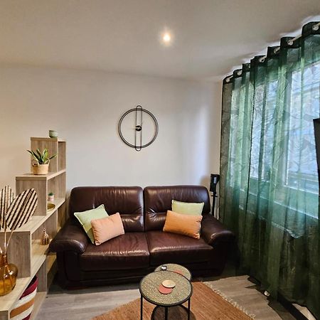 Nassau2 F1 Apartment Бове Екстериор снимка